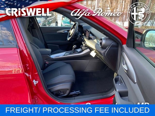 New 2025 Alfa Romeo Tonale AWD/4WD image 34