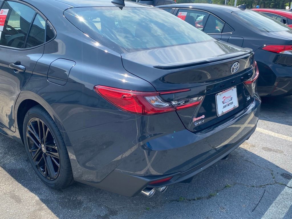 New 2026 Toyota Camry SE FWD image 9