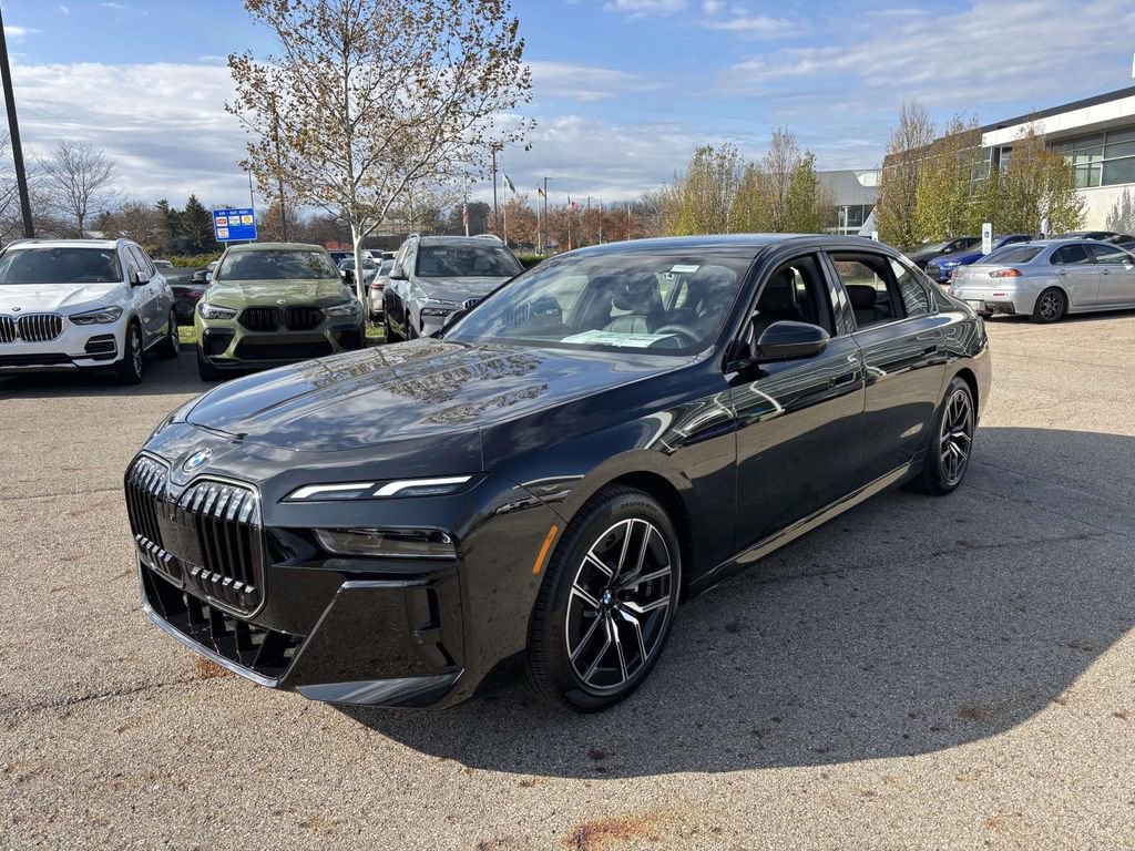 New 2026 BMW 740i xDrive image 3