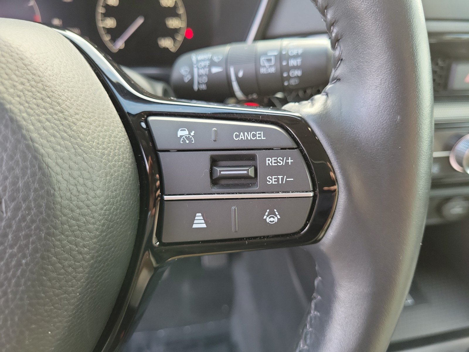 Used 2024 Honda CR-V EX-L image 19