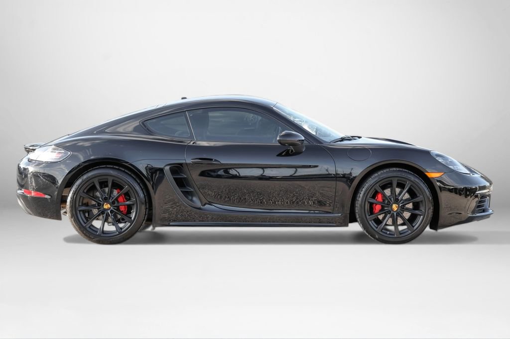 Used 2021 Porsche 718 Cayman w/ Premium Package image 5