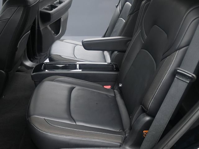 Used 2025 Nissan Pathfinder SL w/ SL Premium Package image 21