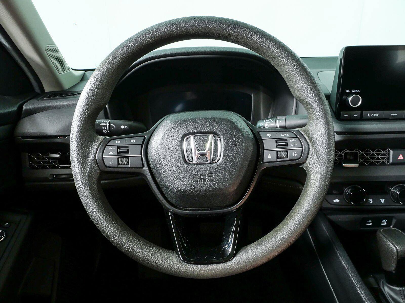 Used 2025 Honda Accord SE image 9