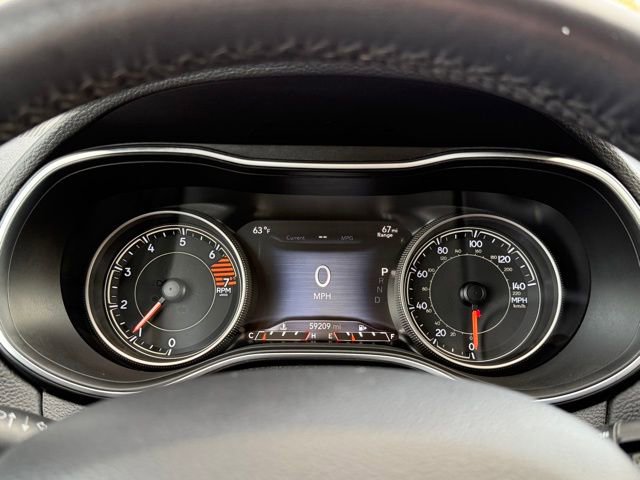 Used 2019 Jeep Cherokee Limited image 17