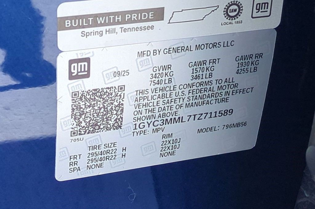 Certified 2026 Cadillac Vistiq Premium Luxury AWD/4WD image 24