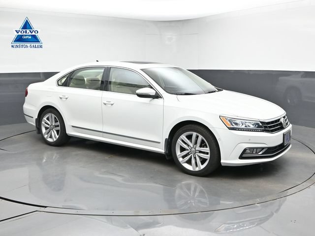 Used 2016 Volkswagen Passat 3.6 SEL Premium FWD video 1