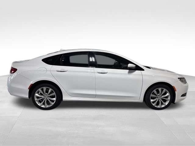 Used 2015 Chrysler 200 S w/ Navigation & Sound Group I AWD/4WD image 8