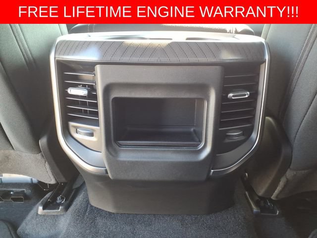 New 2026 RAM 1500 Express AWD/4WD image 28