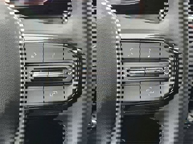 Used 2024 Chevrolet Colorado LT w/ LT Convenience Package image 18