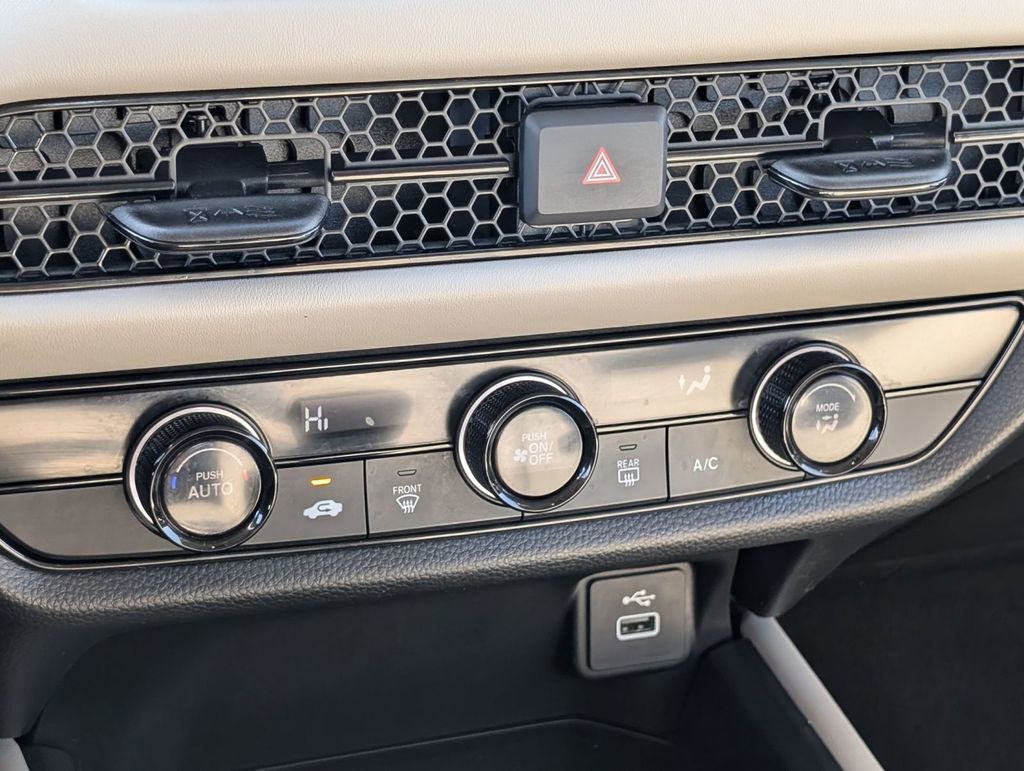 Used 2025 Honda HR-V LX image 36