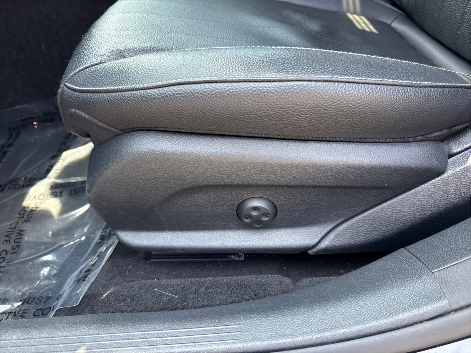 Used 2018 Mercedes-Benz E 300 4MATIC image 18