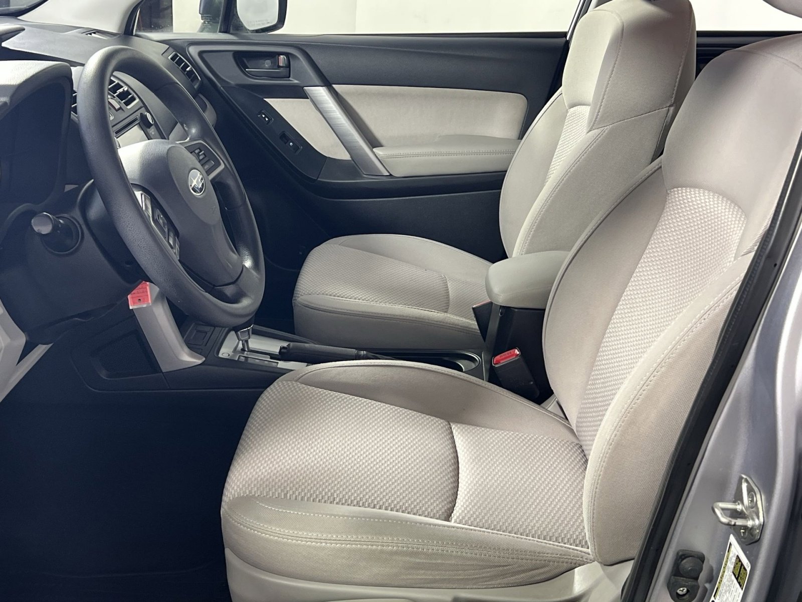 Used 2016 Subaru Forester 2.5i w/ Alloy Wheel Package image 13