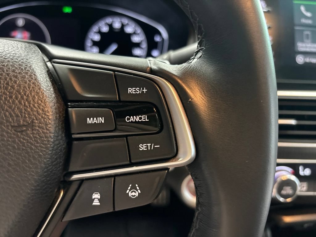 Used 2018 Honda Accord Sport image 16