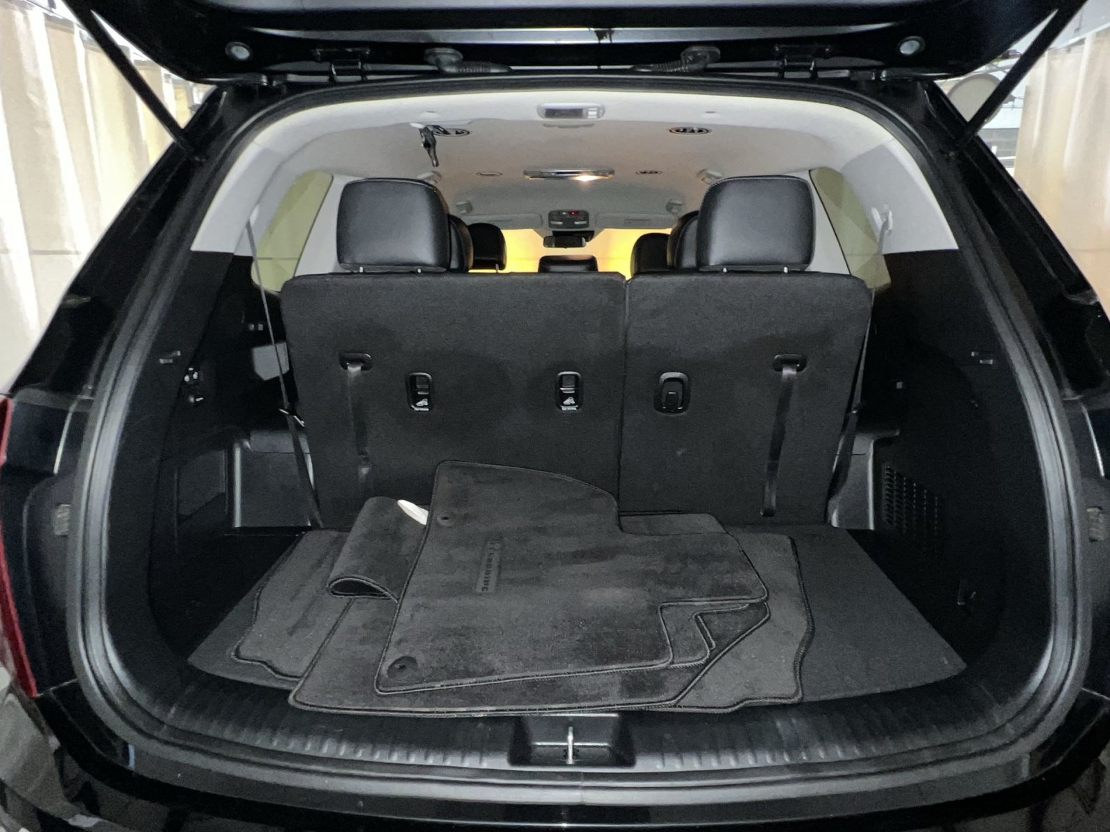 Used 2024 Kia Telluride LX AWD/4WD image 33