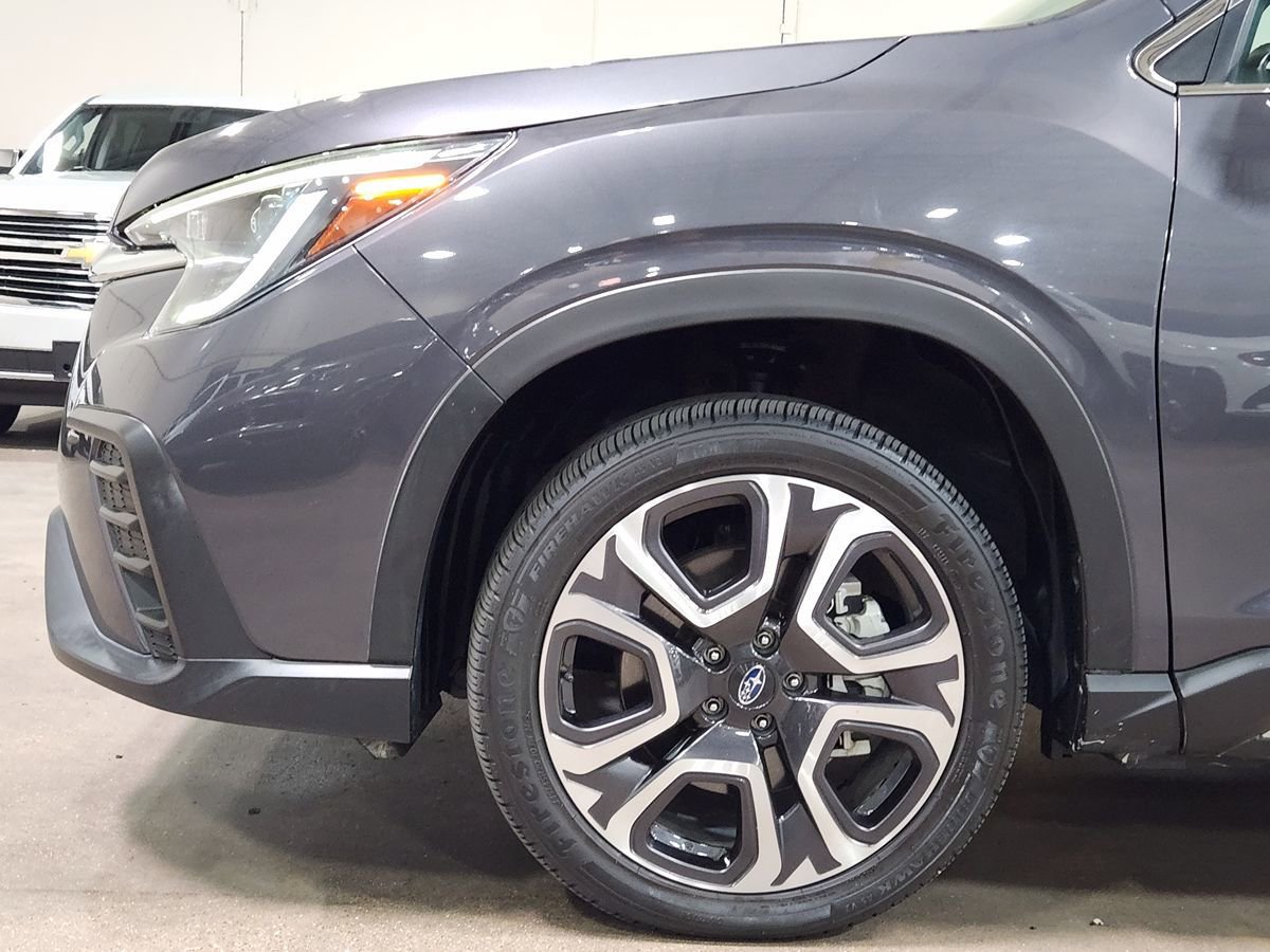Used 2023 Subaru Ascent Limited w/ Technology Package image 5