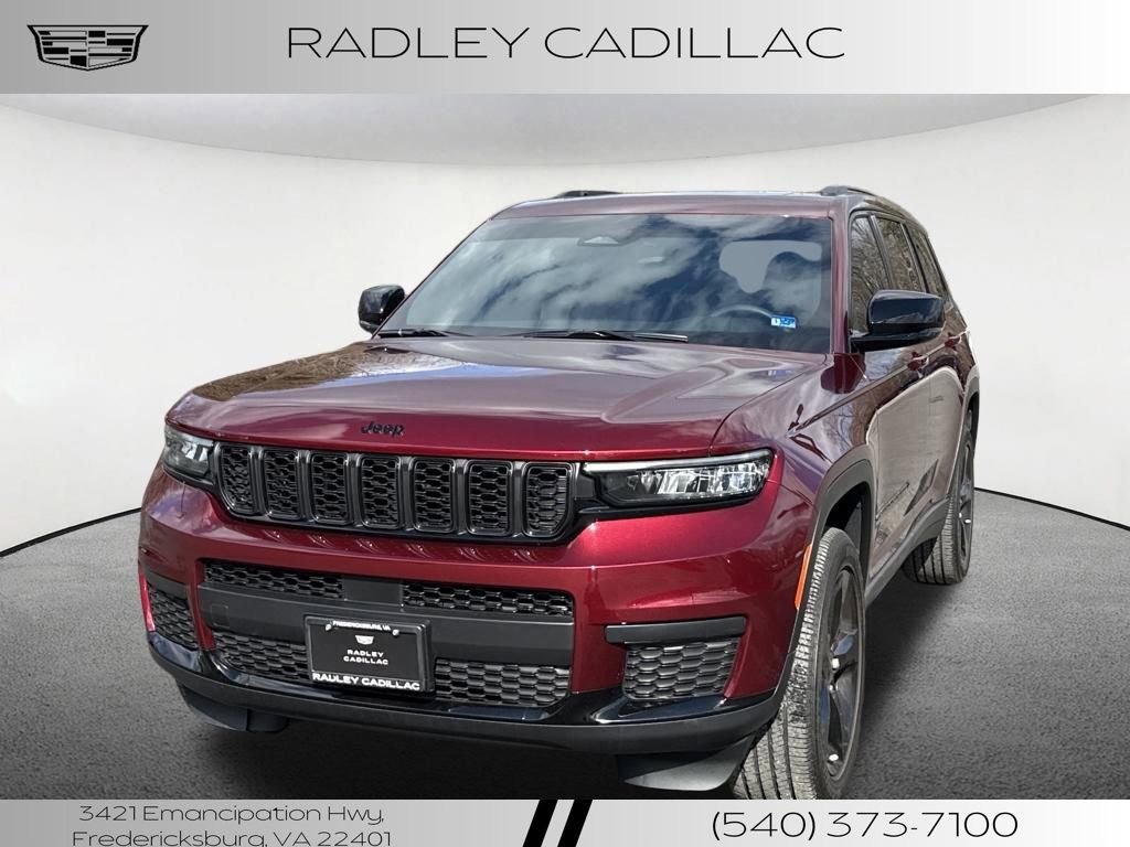 Used 2024 Jeep Grand Cherokee L Altitude AWD/4WD image 1