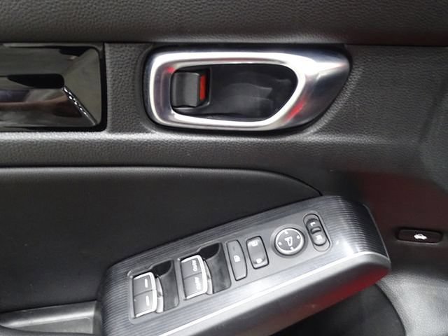 Used 2022 Honda Civic Touring image 17
