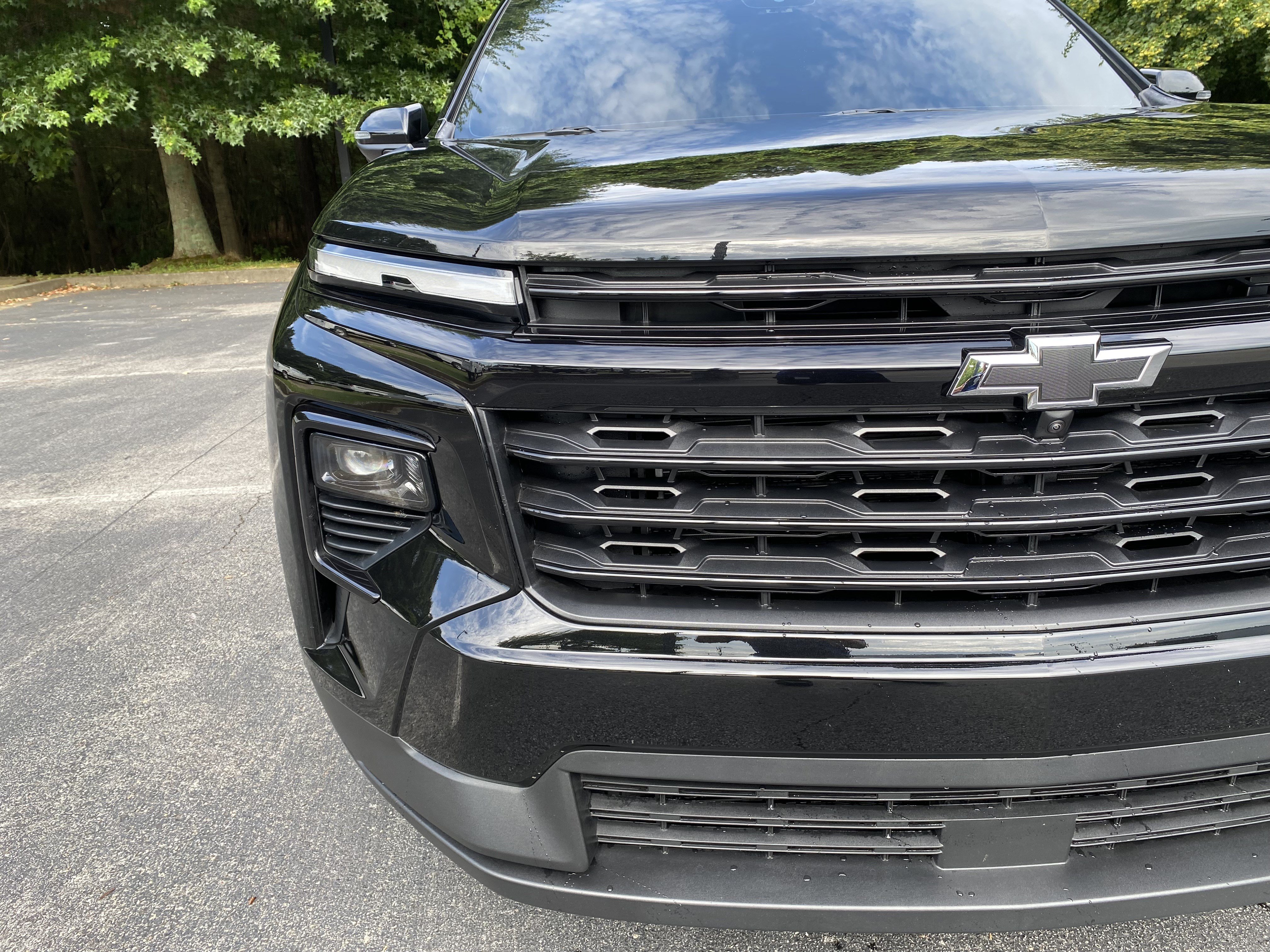 Used 2025 Chevrolet Traverse LT w/ Midnight/Sport Edition FWD image 14