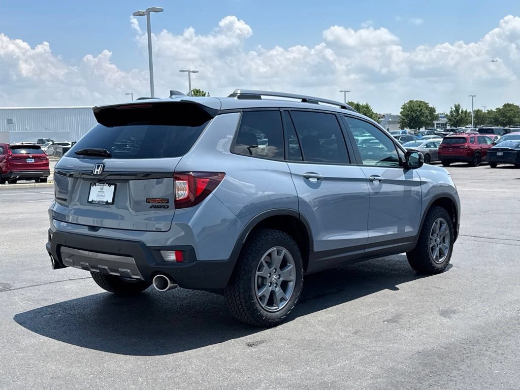 Certified 2025 Honda Passport TrailSport image 7