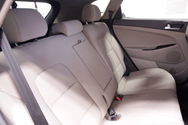 Used 2020 Hyundai Tucson SEL FWD image 17