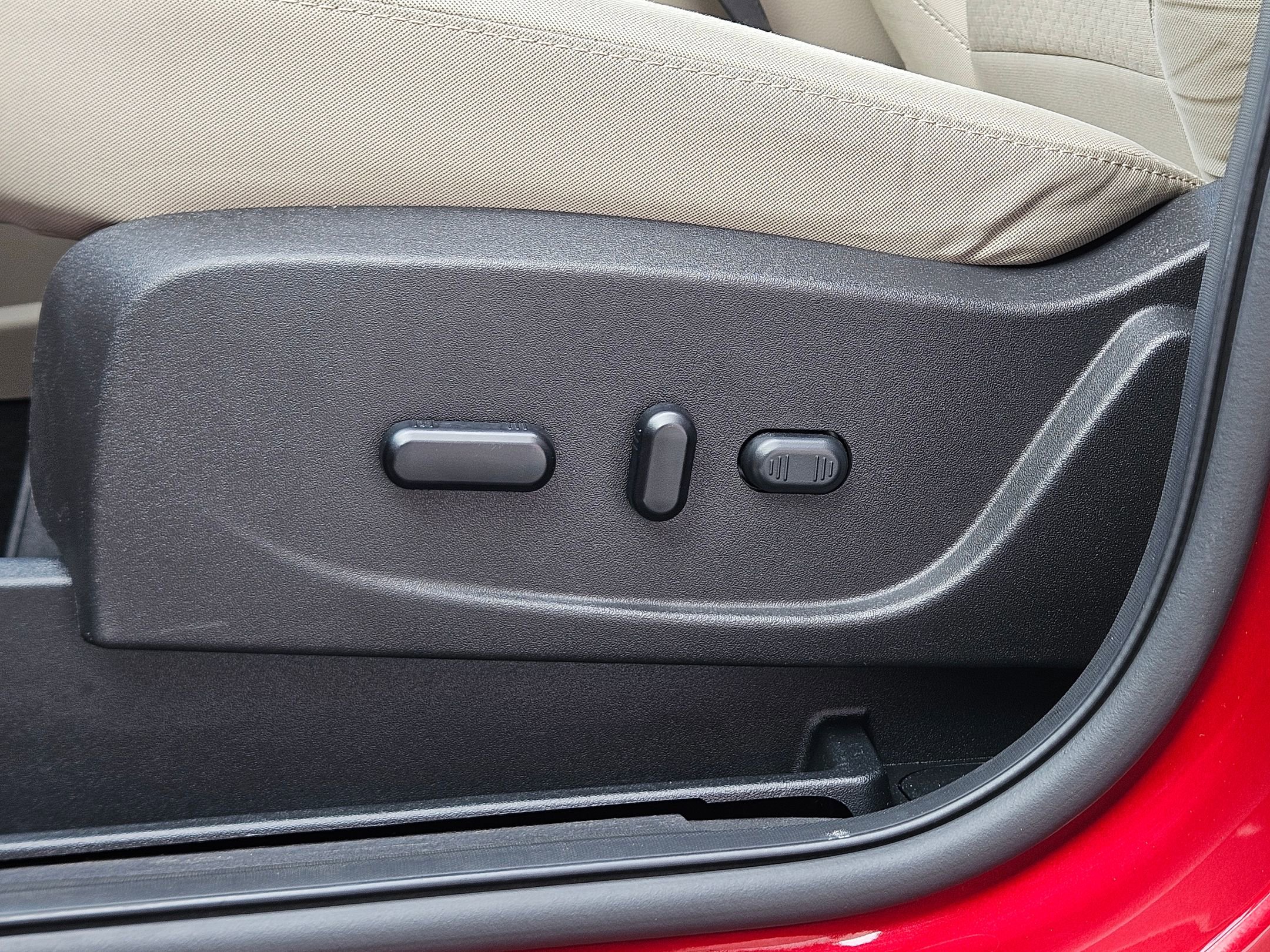 Used 2019 Ford Escape SE image 20