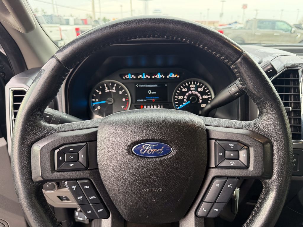 Used 2015 Ford F150 XLT w/ Equipment Group 302A Luxury image 22