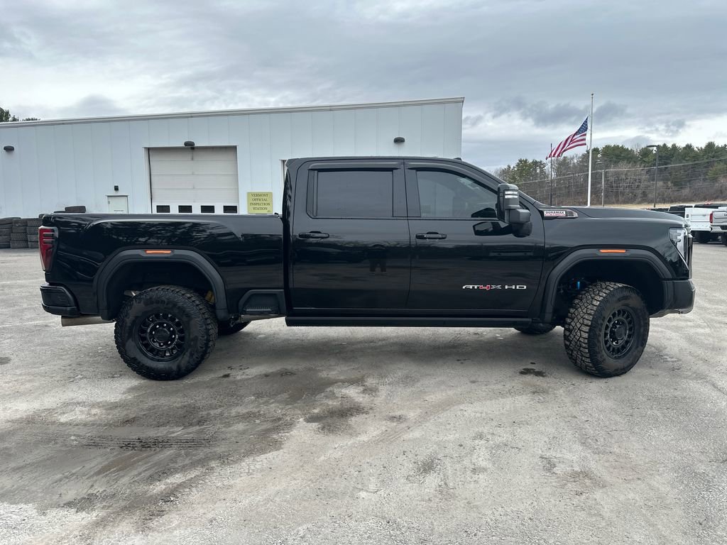 Used 2025 GMC Sierra 2500 AT4X w/ AT4X AEV Edition image 6