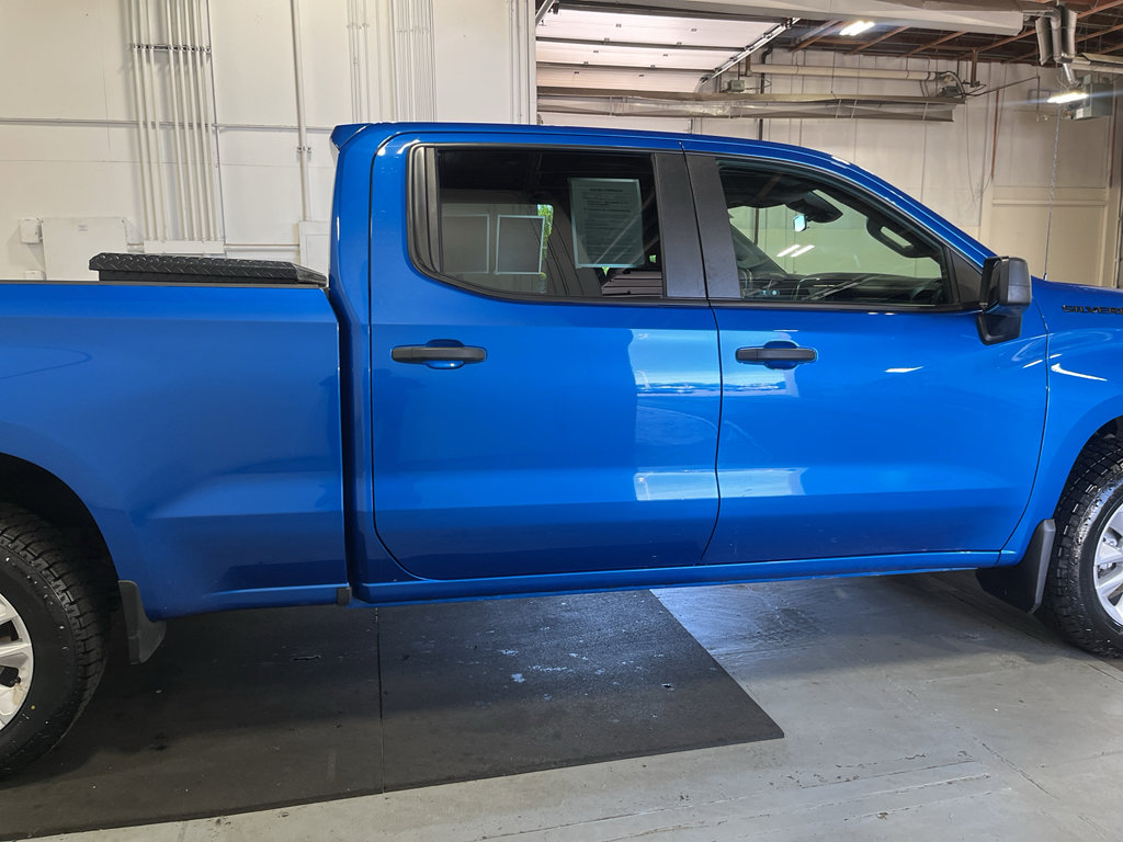Certified 2024 Chevrolet Silverado 1500 Custom w/ LPO, Dark Essentials Package AWD/4WD image 12