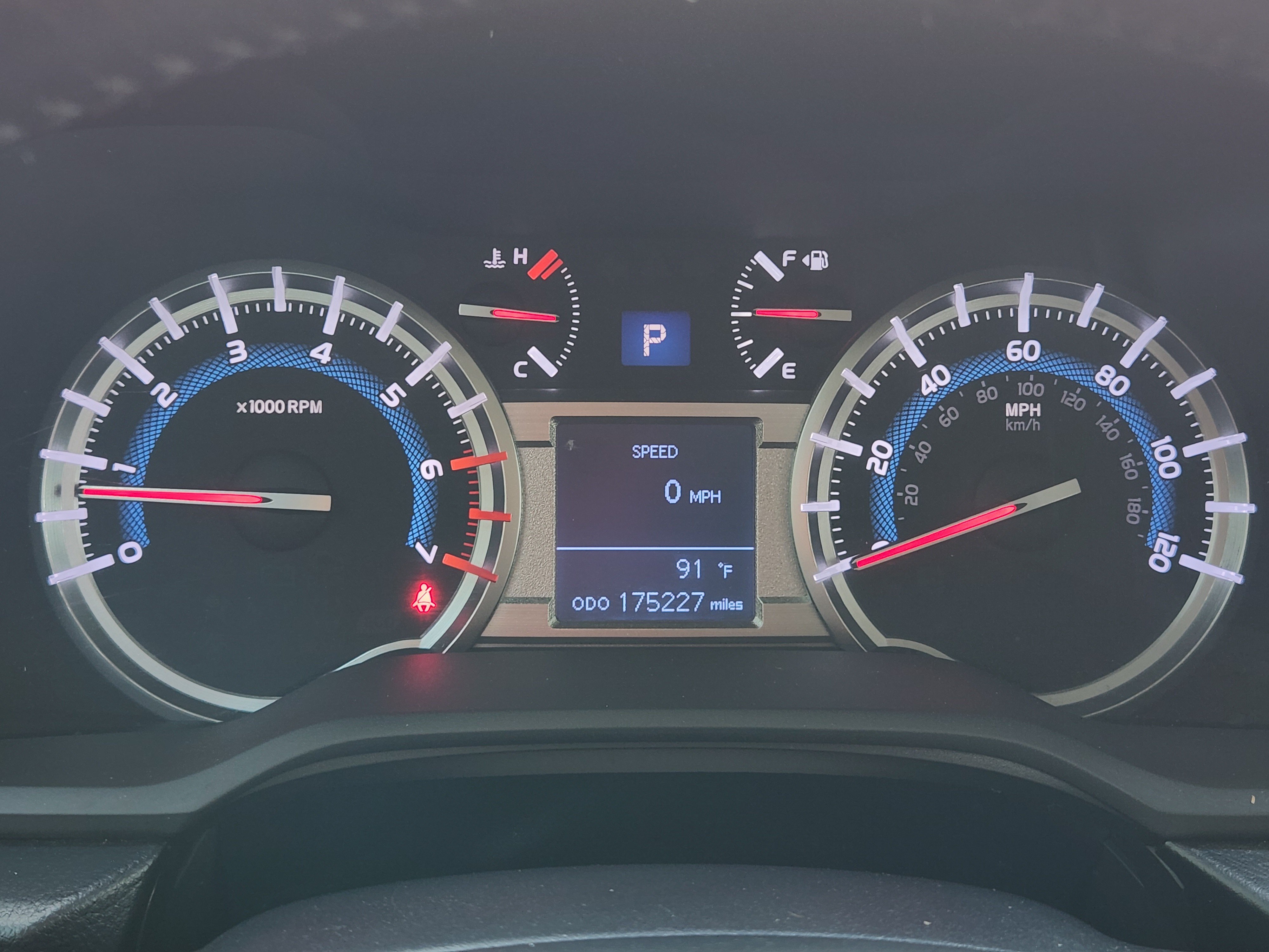 Used 2016 Toyota 4Runner SR5 AWD/4WD image 17