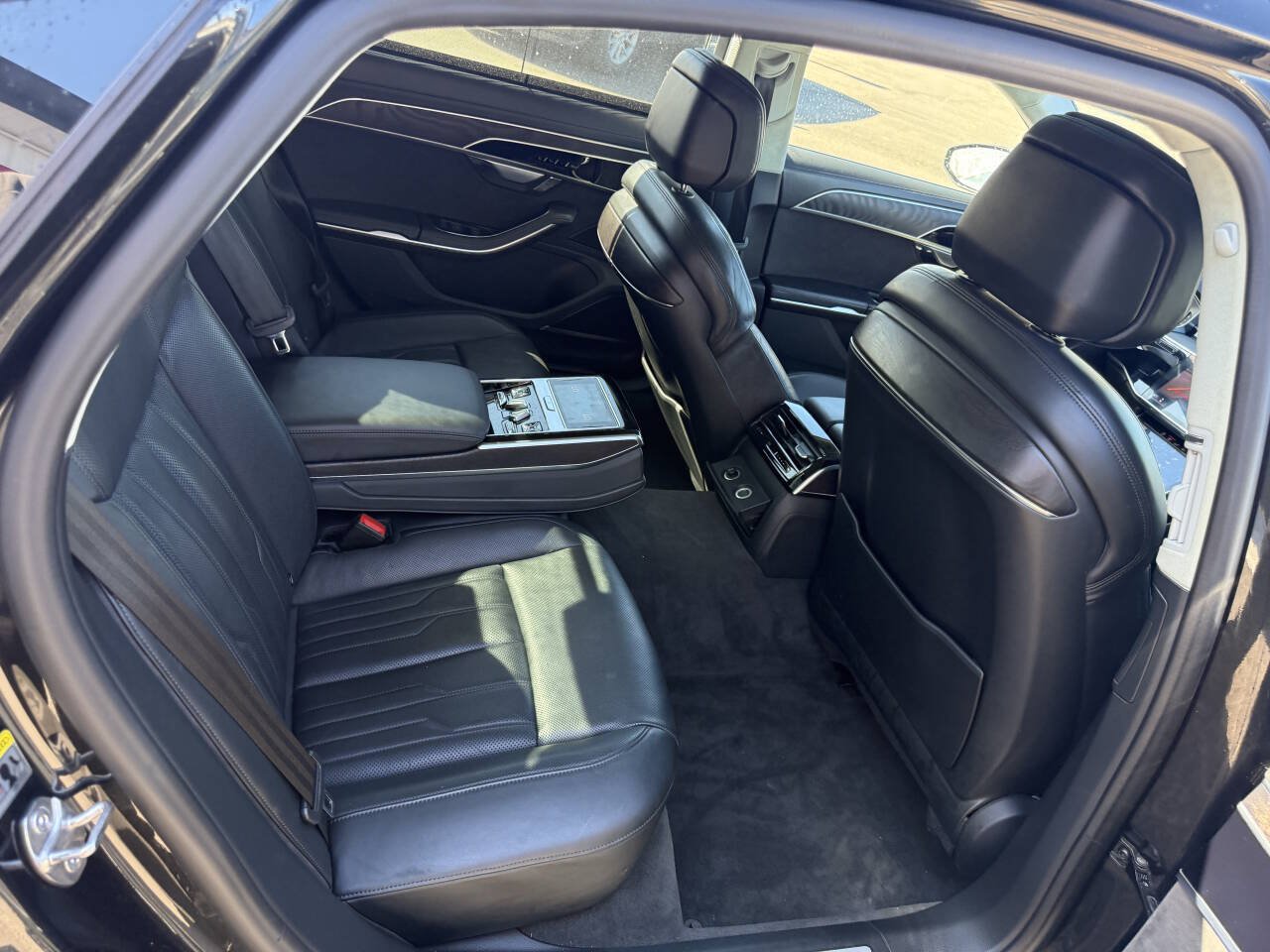 Used 2019 Audi A8 L 3.0T w/ Executive Package AWD/4WD image 17
