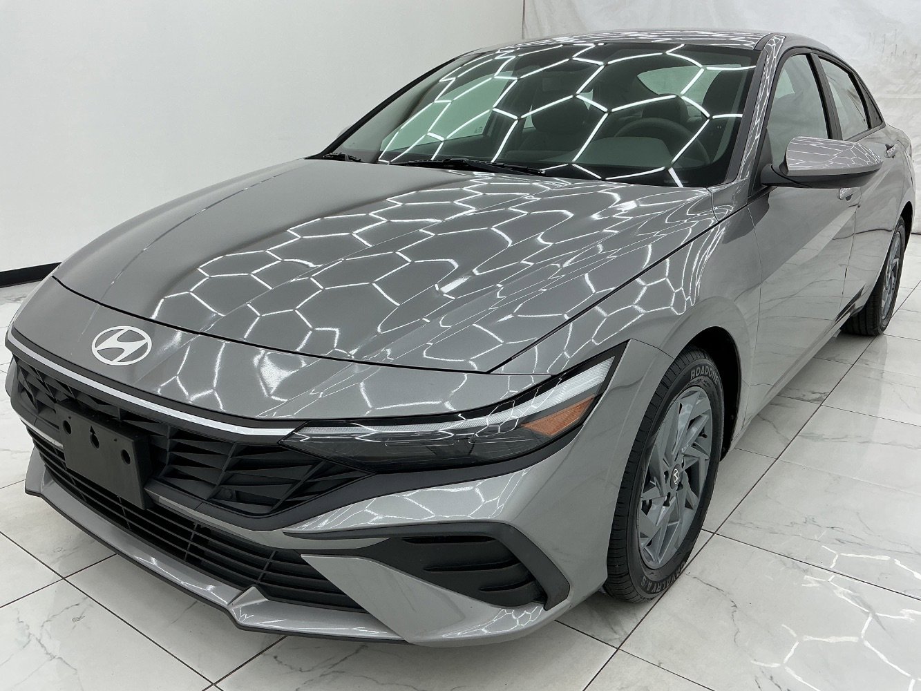 Used 2024 Hyundai Elantra Blue FWD image 1