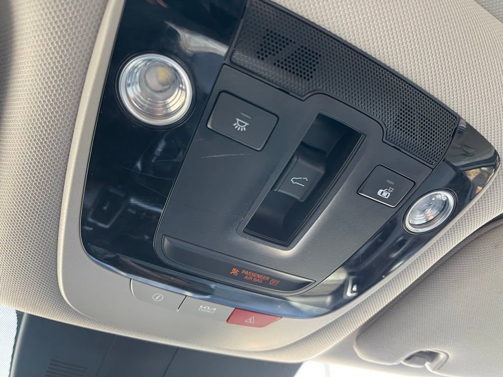 Used 2023 Kia Sorento EX w/ Panoramic Sunroof Package image 21