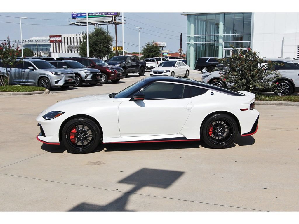 New 2027 Nissan Z NISMO RWD image 3