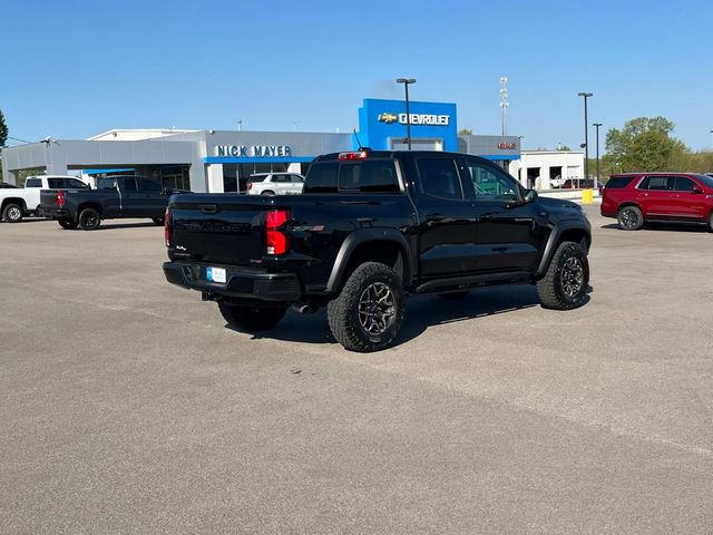 Used 2024 Chevrolet Colorado ZR2 w/ Technology Package AWD/4WD image 4