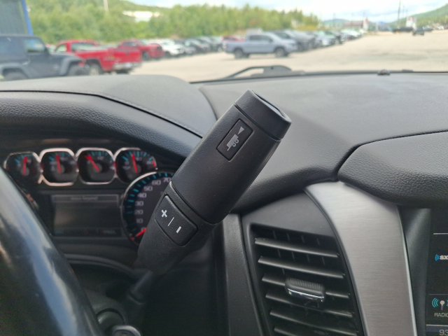 Used 2020 GMC Yukon SLE w/ SLE Value Package AWD/4WD image 18