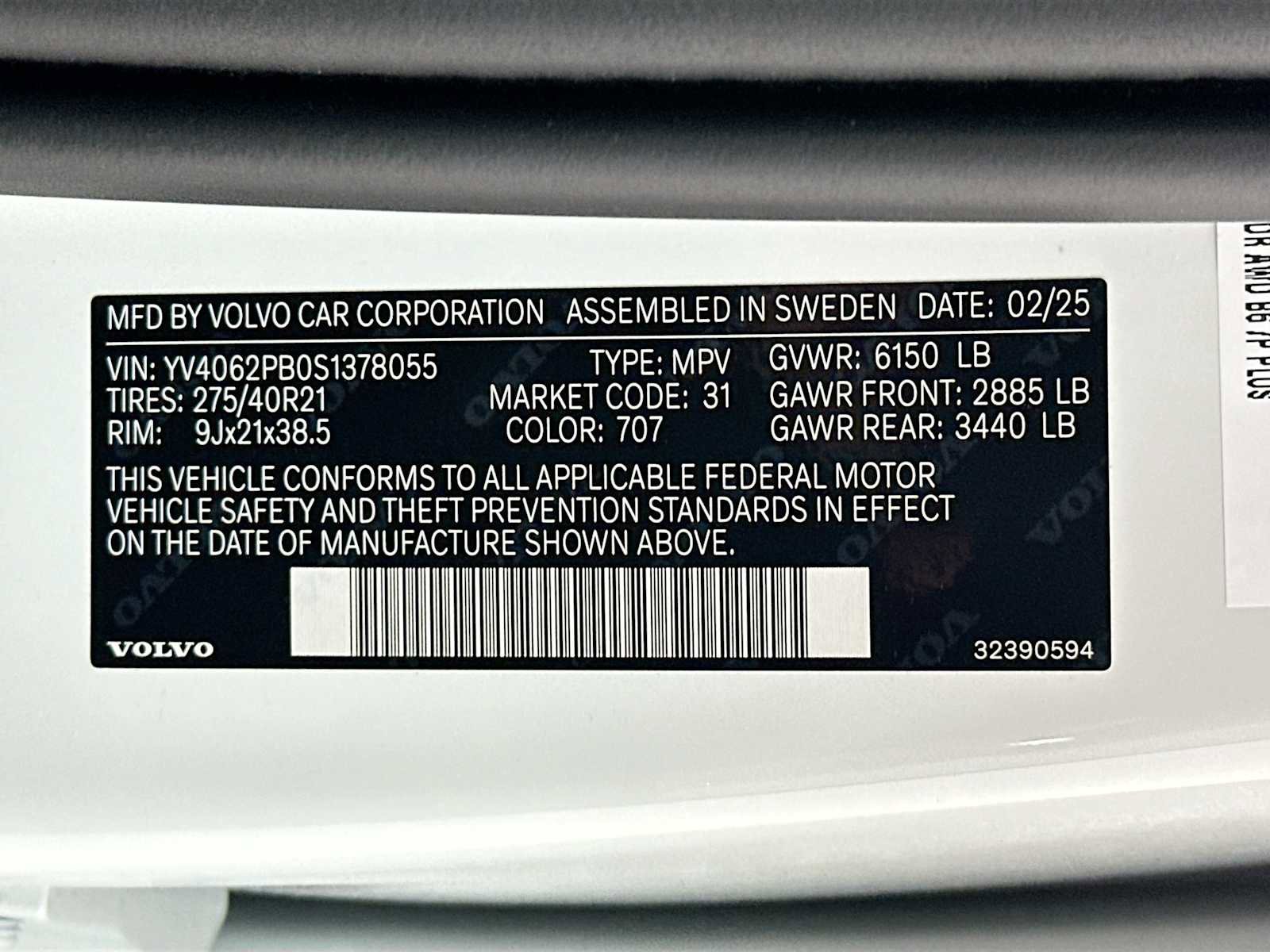 Used 2025 Volvo XC90 B6 Plus w/ Protection Package Premier image 32