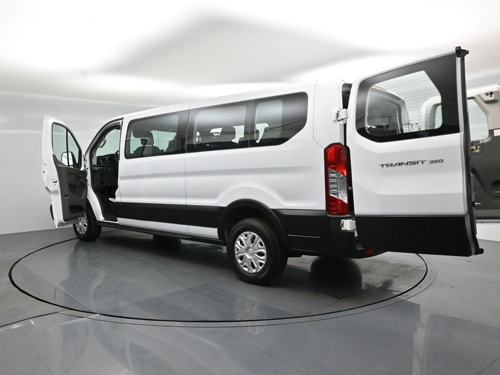 Certified 2022 Ford Transit 350 XLT RWD image 28