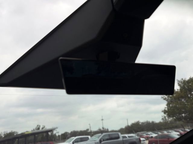 Used 2024 Tesla Cybertruck AWD Crew Cab image 10