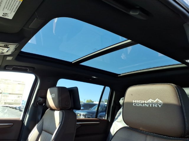 New 2027 Chevrolet Suburban High Country AWD/4WD image 8