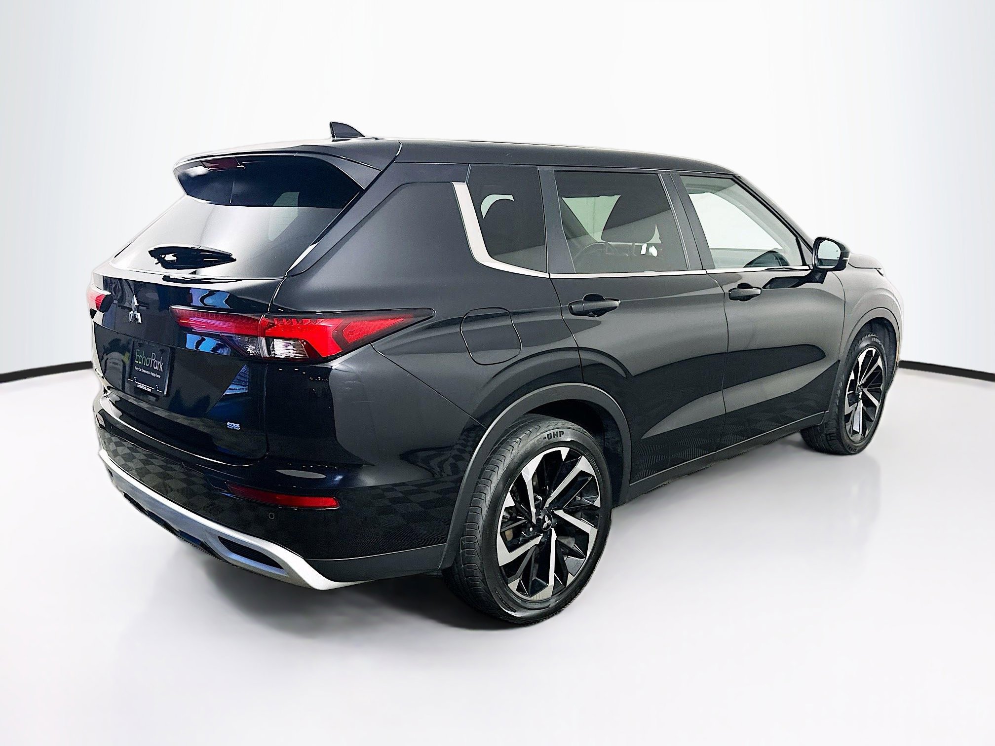 Used 2024 Mitsubishi Outlander SE FWD image 9
