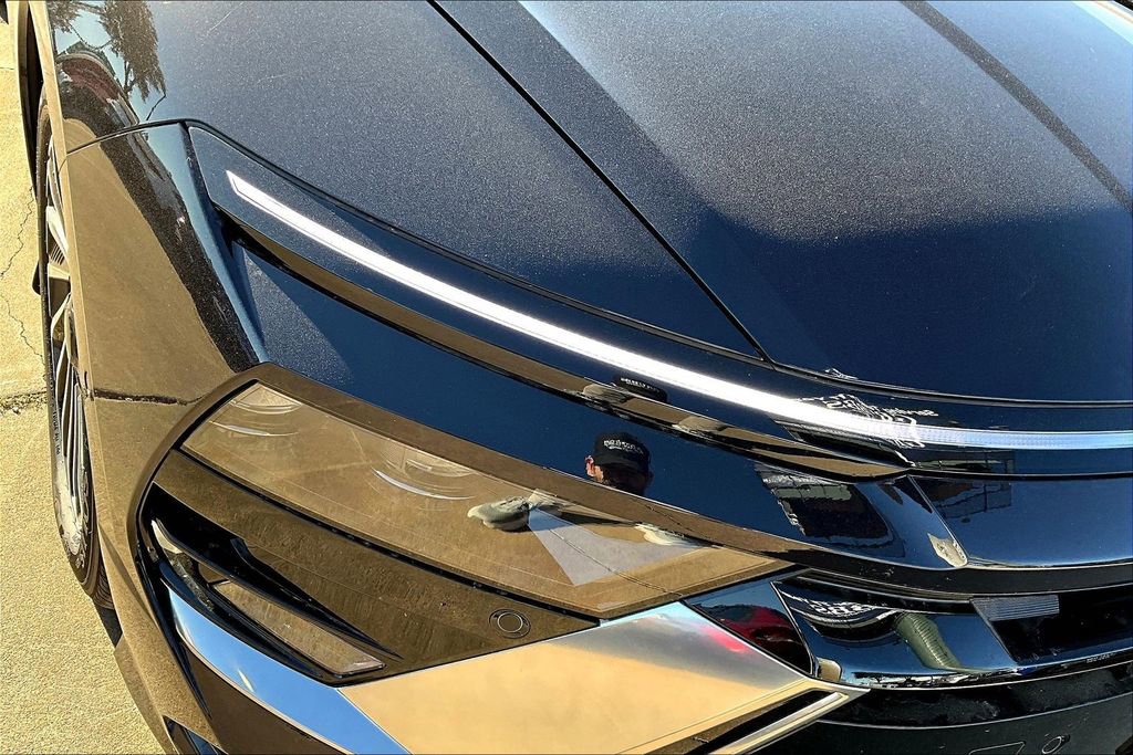 New 2025 Hyundai Sonata Limited image 36