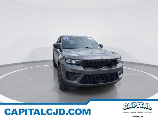 Used 2024 Jeep Grand Cherokee Altitude