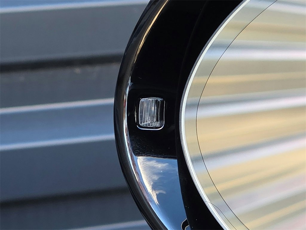 Used 2025 Porsche Macan image 30