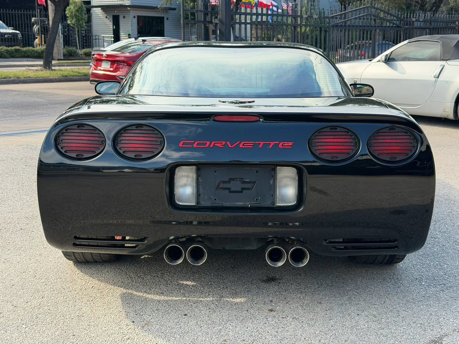 Used 1999 Chevrolet Corvette Coupe w/ Memory Pkg RWD image 25