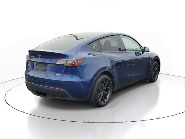 Used 2023 Tesla Model Y Long Range image 3