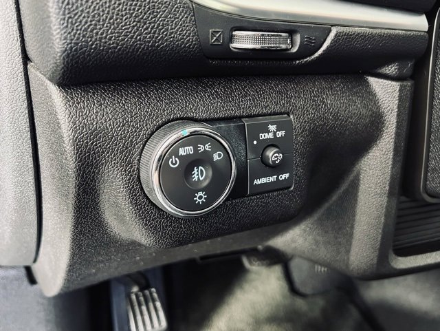 Used 2013 Chevrolet Traverse LT image 25