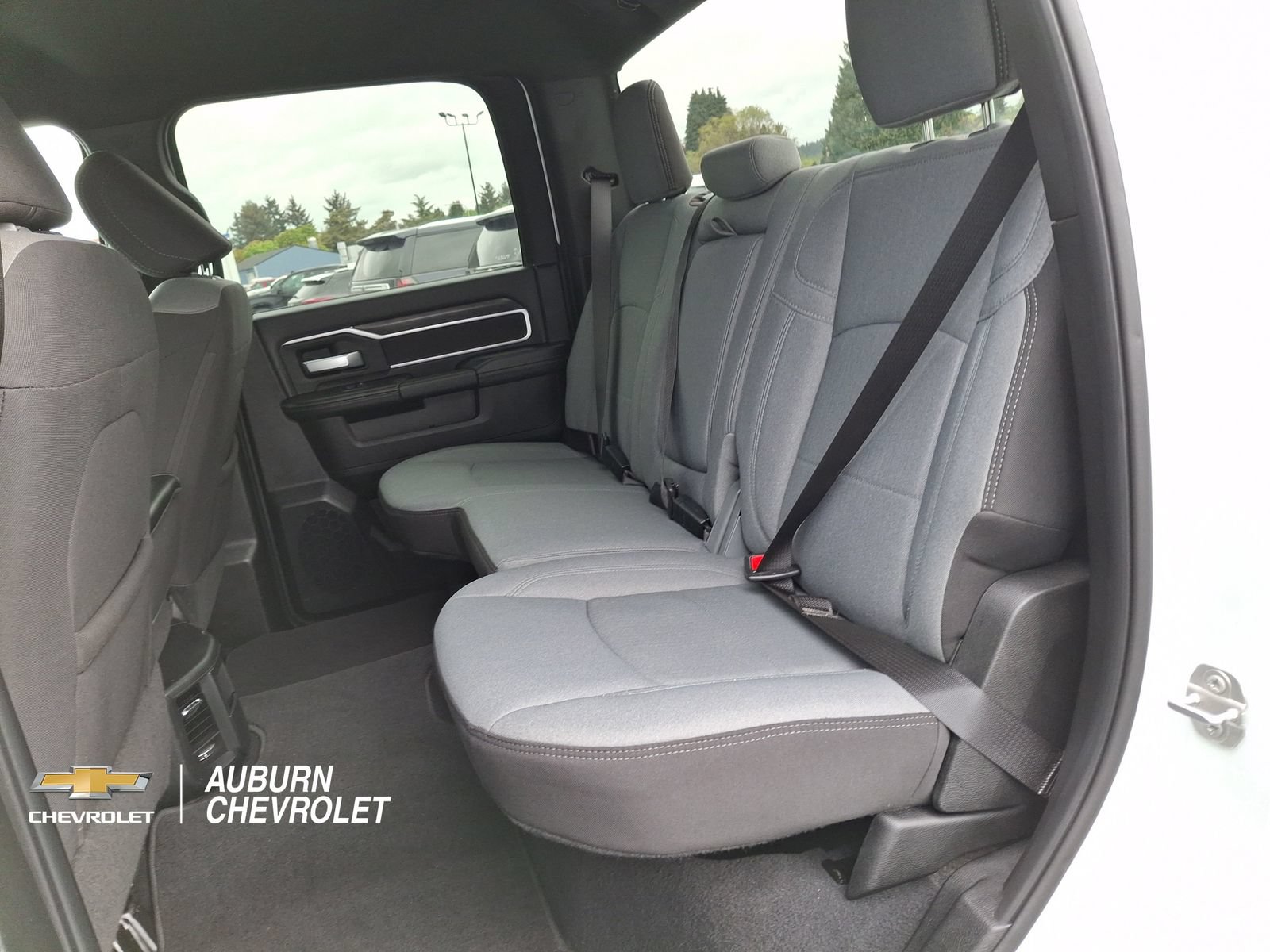 Used 2024 RAM 3500 Big Horn AWD/4WD image 20