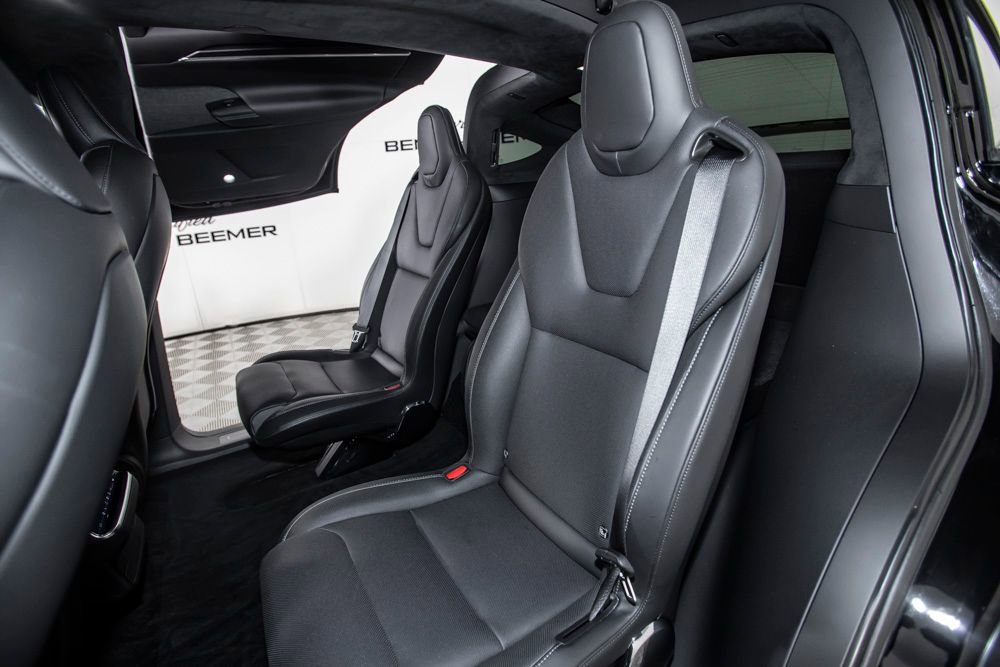 Used 2024 Tesla Model X Plaid image 41