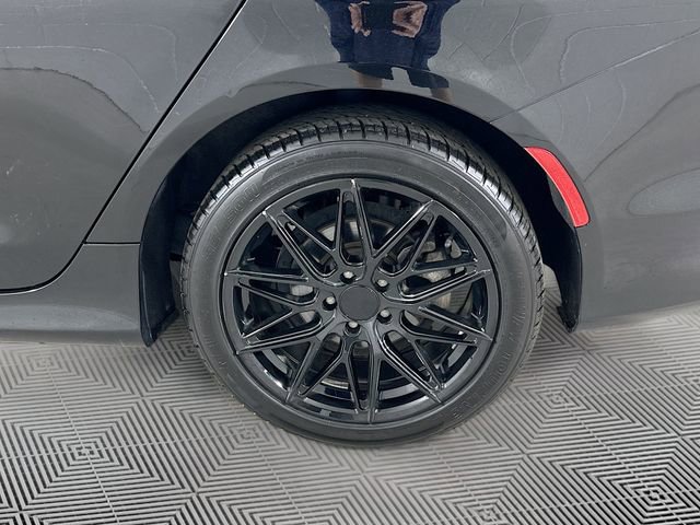 Used 2016 Chrysler 200 Limited image 27