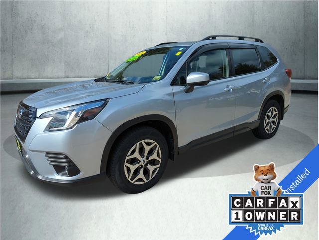 Used 2023 Subaru Forester Premium AWD/4WD image 1
